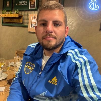 ManuAlbornoz94's profile picture. BOCA💙💛💙 Tucumano! 🏞️ Prof. de Cencia Política 🤓📚 Emprendedor🔧