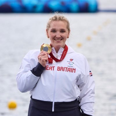 3 x Paralympic Champion🥇| 10 x World Champion | 5 x Paralympian | 2x Paralympic swimming medallist 🥈🥉she/her. Enquiries: mark@athletemedia.co.uk