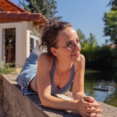 🎮Stream Gaming sur Twitch
🎙️Live ASMR sur Tiktok
📍 Paris
📧 killimias@gmail.com
Tous mes réseaux ici 👇