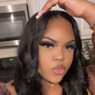 madamC__'s profile picture. |My name means praise be onto God|TWU| SC: Ekene.o