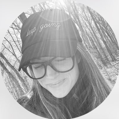 mom of 6 | artist • creative | 🌱🖖🏼 | activist • advocate | raised in montana • residing in virginia | cycle breaker | dv survivor | she/her | opinions my own