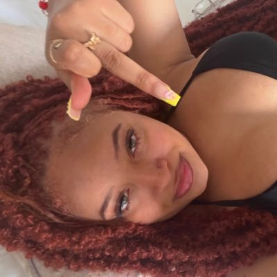 dyanisoprettyyy's profile picture. 