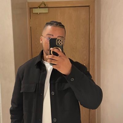 nahvuu's profile picture. Touch some grass 🍍