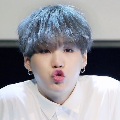 。゚゚・。・゚゚。
゚。Min Yoongi
゚・。・
: ¨ ·.· ¨ :
` · .. · `
ᴬᵍᵘˢᵗ ᴰ
⟭⟬⁷
♡ ᶠᵃᶰ ᵃᶜᶜᵒᵘᶰᵗ ♡ ¨ฅ^•ﻌ•^ฅ¨