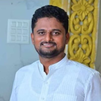 GududuruA's profile picture. I Listen to heart, walk on right path bravely | ಶೀಲಂ ಪರಂ ಭೂಷಣಂ | Ex-IT | Alumni Of PES | ಸರ್ಕಾರಿ ಪ್ರೌಢ ಶಾಲೆ - ಎಮ್ಮಿಗನೂರು - ಹಳೇ ವಿದ್ಯಾರ್ಥಿ |