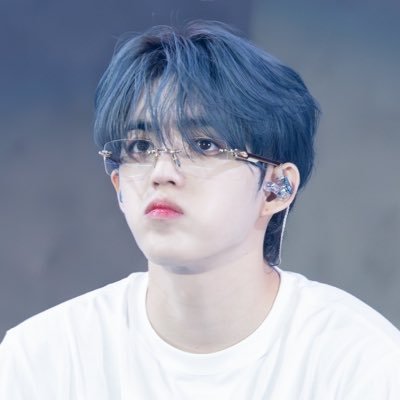 in my new world ✧ 🎧 ˚◡̈⁺ 💎˖º· @pledis_17 | 011925 | ot13 | going 21