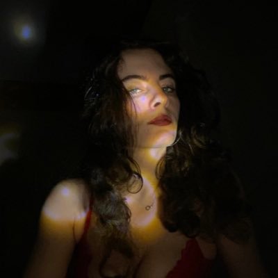 🌸 j’aime faire de jolies photos de moi🌸 (🇫🇷•🏋🏻♀️•👾) - of•mym🌶️