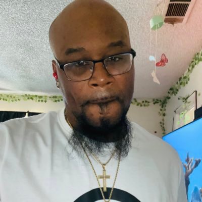 Badguy1983's profile picture. 