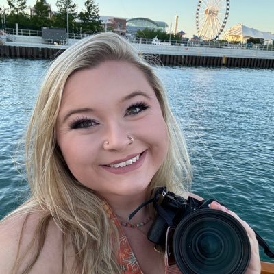 sometimes i live in a school bus 🚌 writer ✒️ wedding photographer 📸