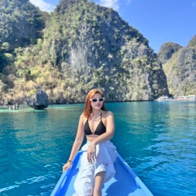 hnnhrntn's profile picture. My little anjo  . . .  All will be alright in time