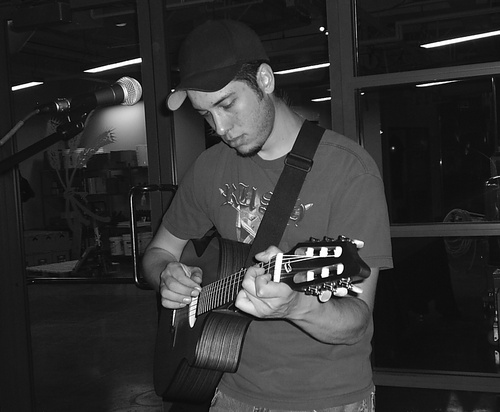 DonzosCosmos's profile picture. Loop Artist