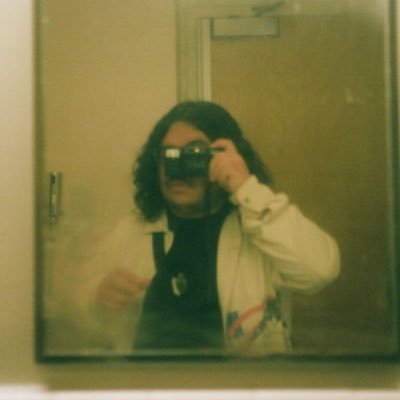 Photographer | CSULB 2022 | JoJo Enthusiast | he/him