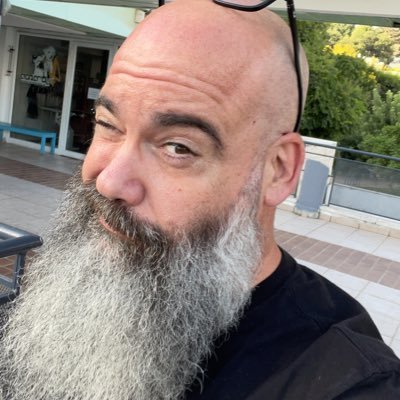 A dreamer and a builder. Co-founder of https://t.co/d6oh3s7X2T. Proud father and husband. Trying to solve problems that seem impossible to solve.