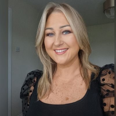 Debsmc79's profile picture. Take time to make your soul happy✨️✨️.