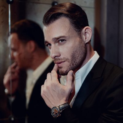 • photos, videos & gifs of @KeremBursin •