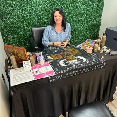 Divinely Guided Tarot Reader °Soul Guidance °Soul Therapy °Soul Healing° Direct Message Call/Text 501-556-2533 tarastarottherapy111@gmail.com