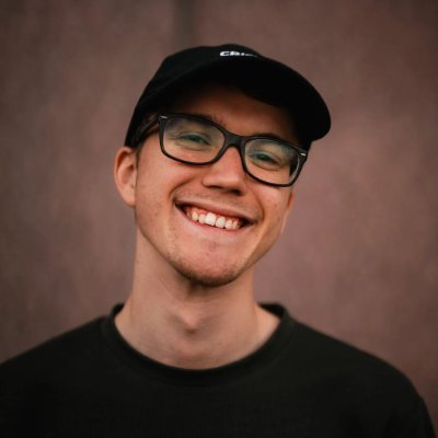 tomferenc_'s profile picture. Synchronsprecher und Streamer 🎙️

Robin Kazami #BeybladeX 💥 | Isagi - #BlueLock | Ominis Gaunt - #HogwartsLegacy

✉️ business.tomferenc@gmail.com ✉️