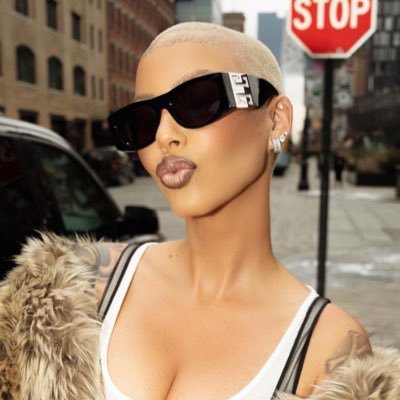 @DaRealAmberRose