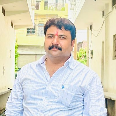 VivekUp08719978's profile picture. जिला अध्यक्ष -काँग्रेस कमेटी हाथरस