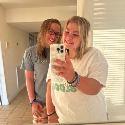 kenz_kearney's profile picture. make someone happy today