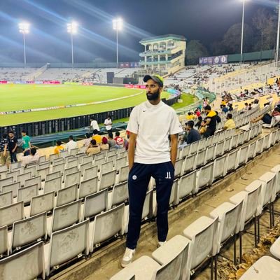 Sharafit_alii's profile picture. Allahumma inni as'aluka husnal khatima 🤲
