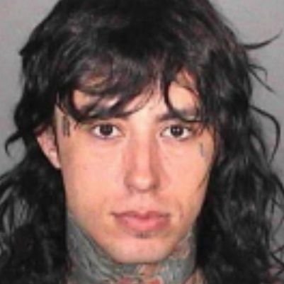 cyanideskull's profile picture. man I fucking hate people istg