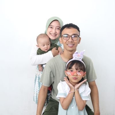 niamalia512's profile picture. 