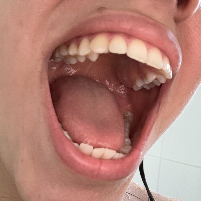 caring giantess 🥰 but you better not try to piss her off 😈 divine mouth 👄 insatiable stomach 😋 Favorite dish - “Stuffed peppers with tinies”