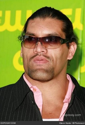 Hi friends i m khali a fearless man.i m the king of wwe