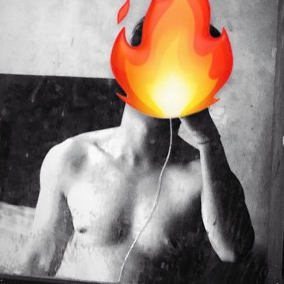 lapurpleiceee's profile picture. 