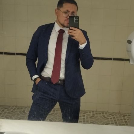 francisjav300's profile picture. 🫰🏽✨