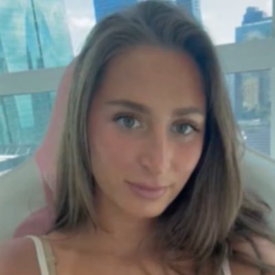 Hannahkama0220's profile picture. 