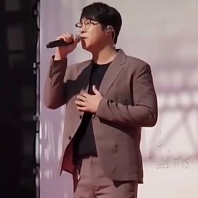 (SoulCryさんの愛の始まり告白からの曲とBecause/あなたに愛されて大好き)これからもずっとSoulCry&kihyun .전철민.카진さんを応援して行きましょうね。