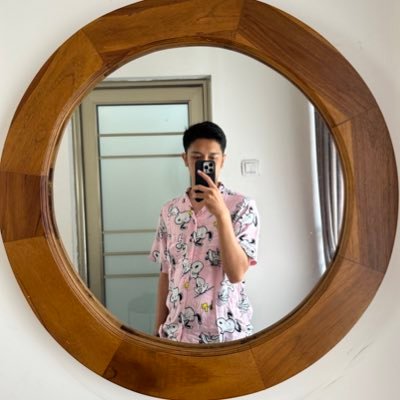 in_drugg's profile picture. 18:23,  fika is the one.🐳