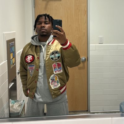 SirCozy28's profile picture. Love the life you live, well...atleast try to.