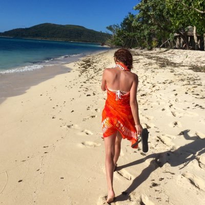 jacqueline_rah's profile picture. Remember two things in life: “Take care of your thoughts when you are alone and take care of your words when you are with people."