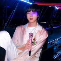 Jin of BTS (@bts_twt_jln) 's Twitter Profile