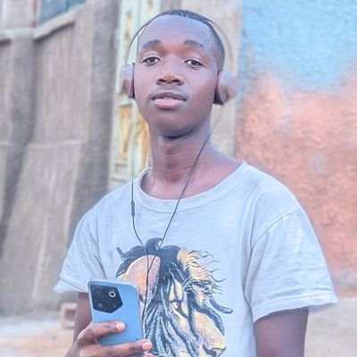 IClepine20889's profile picture. Allah ñi we byose 🙏💕🙏💕