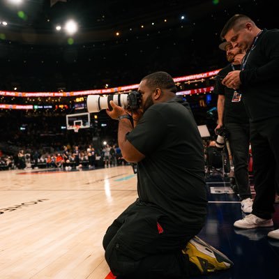 Photographer, Graphic Designer | WNBA @connecticutsun