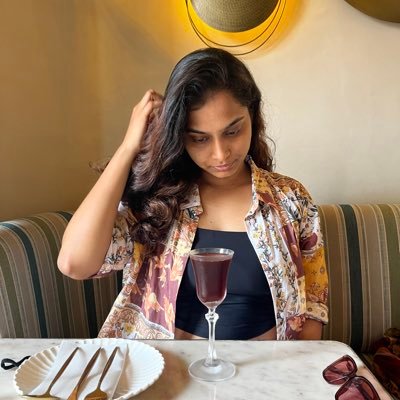 Greedy reader. Giddy writer. Shampoo Whore. All things content 🎯Fintech| 🔍Fitness enthusiast | MICAn