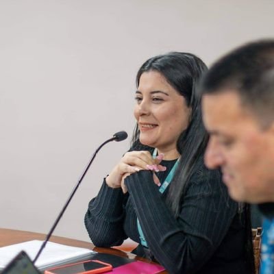 Enfermera. Esp. Gestión de la salud pública.Maestrante en salud familiar y comunitaria. 16 años Soñando con las manos por un mejor País.