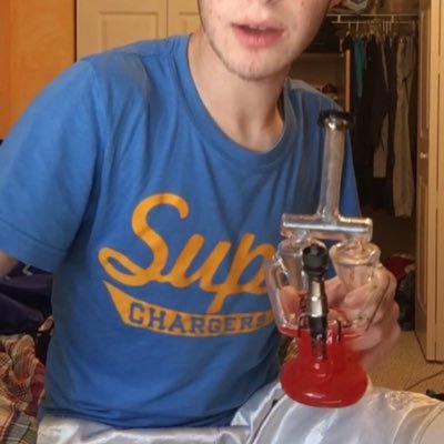 noname42974972's profile picture. 54 from treball is odee shooting hang pulls