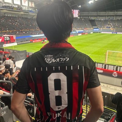 TmkzCs's profile picture. 北海道コンサドーレサポーター🔴⚫️ ホーム戦は基本全試合現地観戦、アウェイは可能な限り参戦❗️好きな人、本気で愛するクラブを応援する人(他サポも同様で他サポさんからのフォロー歓迎します)‼️大嫌いな人、平気で誹謗中傷する人(そう言う人はブロックします)‼️