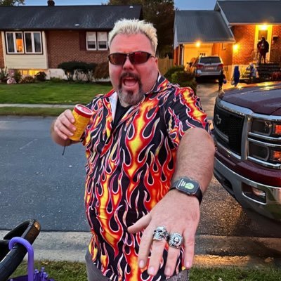 Hardworking, Military Vet, who loves his country and his family. I love taking things to Flavor-Town. Strong 1 & 2 A supporter 🇺🇸🔫
