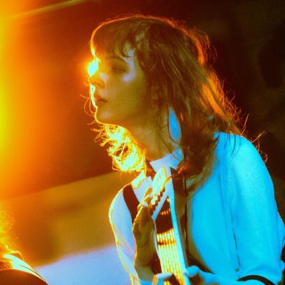hello! i'm emily—i like to make and perform music and sometimes tell animals how good they are. do say hi! :)