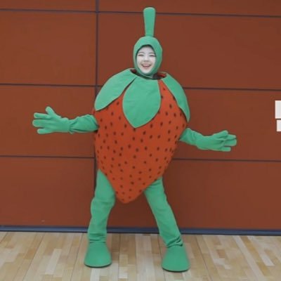 itzy5remon's profile picture. 00line