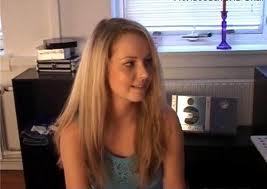i'm rianna, follow me i dare you hehehe x x