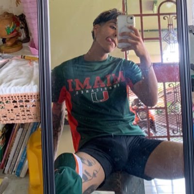 Interiorano 💕| 25 | Tatuador Graduado | Big Dick - 23’ plg. 🇵🇦
