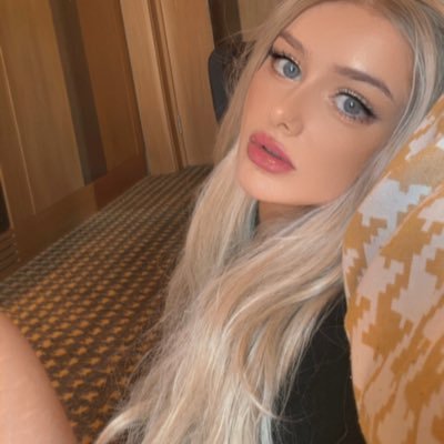 24 | 🇬🇧 | Chronic Fatigue/Myalgic Encephalomyelitis | I don't reply to DMs but always happy to interact on the timeline | taken 🩷
