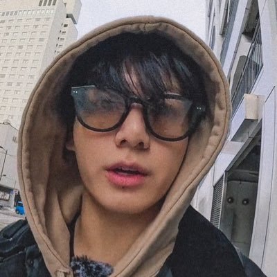 xvkooji's profile picture. 𝘣𝘢𝘯𝘨𝘵𝘢𝘯 𝘭𝘰𝘷𝘦 𝘻𝘰𝘯𝘦 ୨୧ 𝘮𝘪𝘺𝘦𝘰𝘯 𝘢𝘯𝘥 𝘺𝘶𝘲𝘪 𝘭𝘰𝘷𝘦 𝘣𝘰𝘵 ˗ˏˋ ♡ ˎˊ˗ 𝘨𝘪𝘥𝘭𝘦, 𝘵𝘹𝘵 ⊹ ࣪ ˖